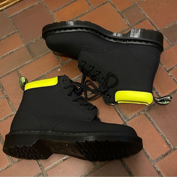 Dr. Martens Mens 939 6-Eye Boot main image 6